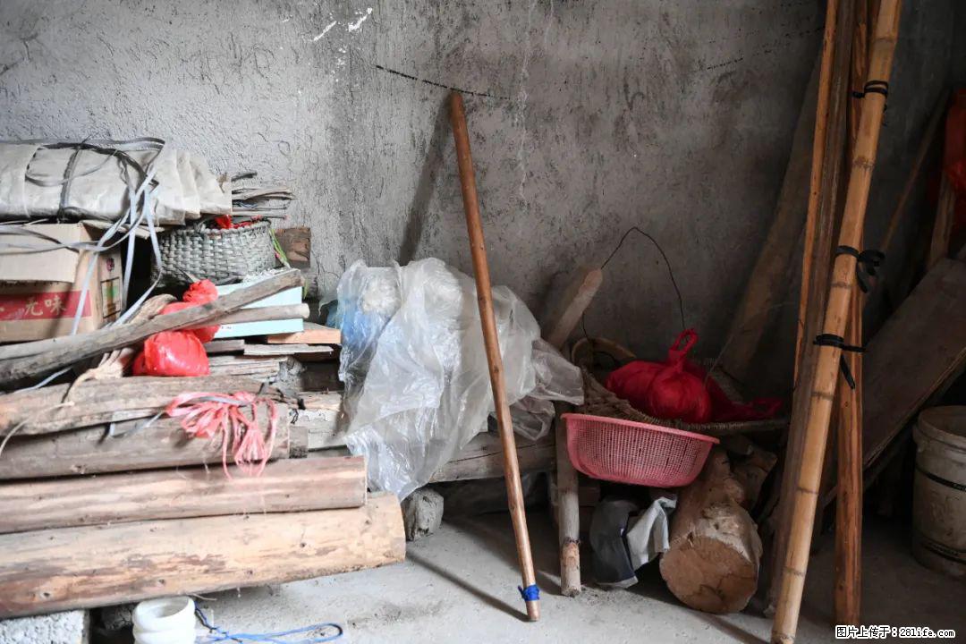 全网追的“扁担女孩”，找了一份暑假工，时薪12元 - 昆明生活资讯 - 昆明28生活网 km.28life.com